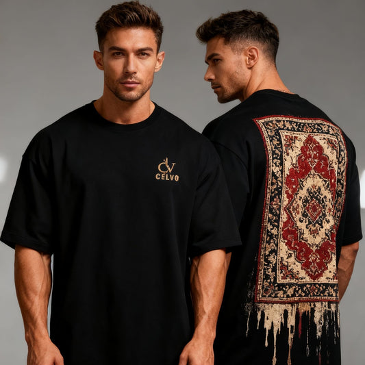 CÉLVO Artistic Oversize T-Shirt – Siyah, Halı Desenli Sırt Baskı